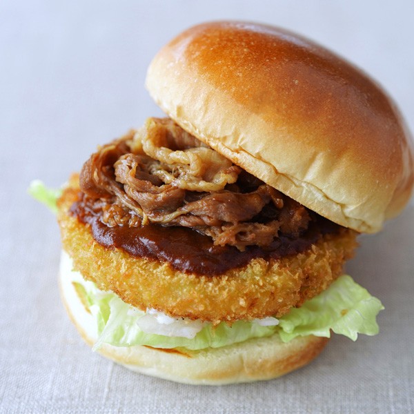あわじ島スパイシーオニオンビーフバーガー